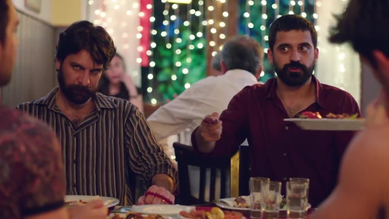 Кадры из сериала Любовь напоказ 6 серия 1 сезон (2019)