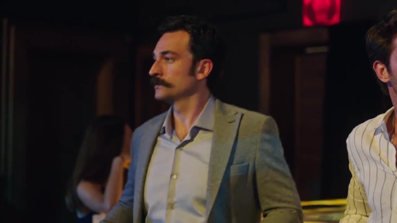 Кадры из сериала Любовь напоказ 24 серия 1 сезон (2019)