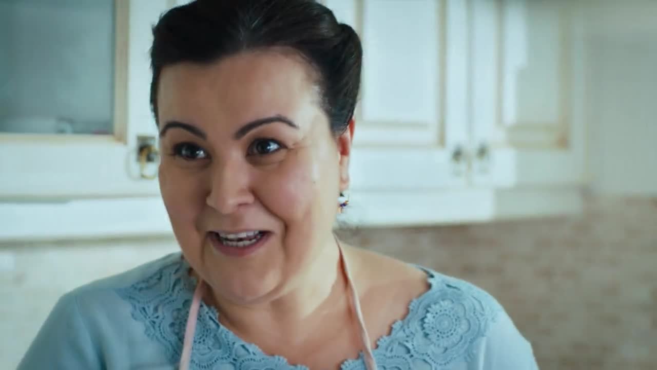 Кадры из сериала Не отпускай мою руку 1 серия 1 сезон (2018)