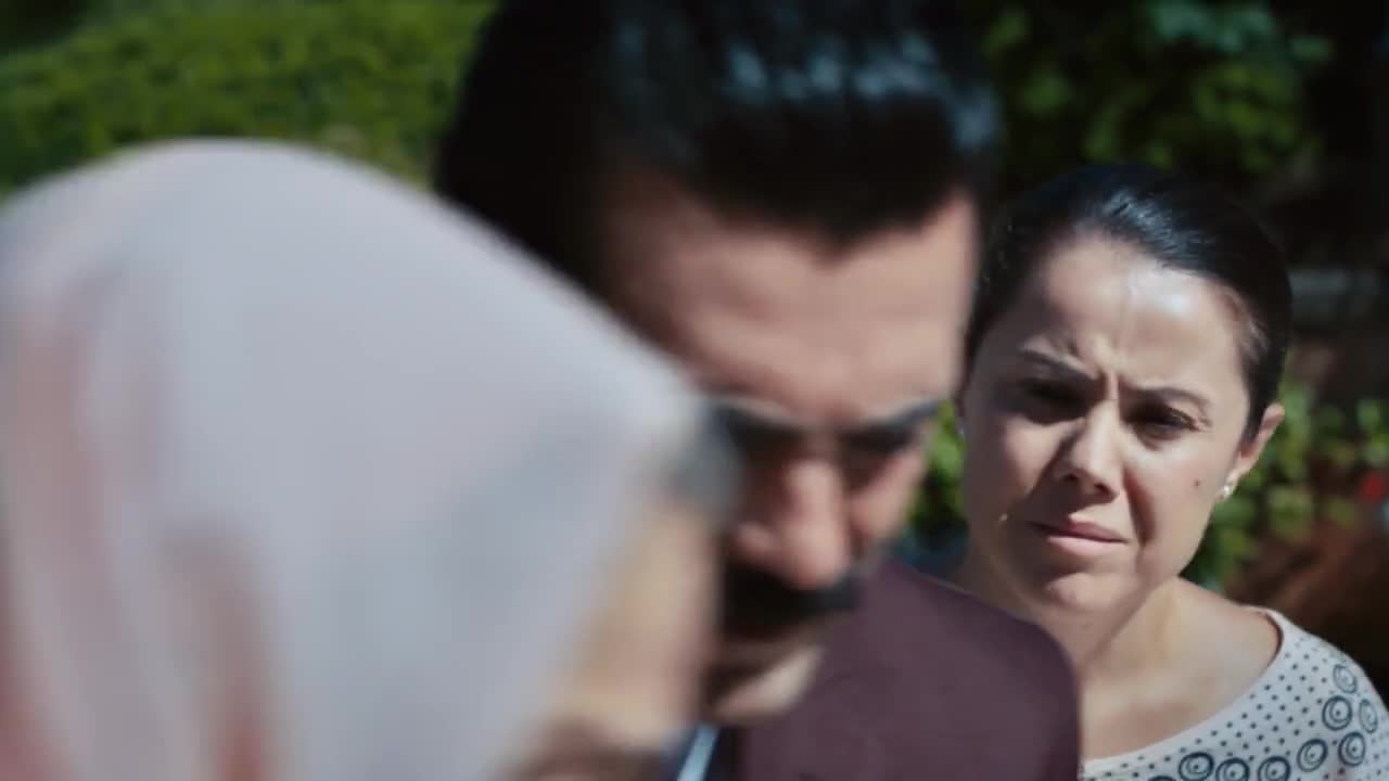 Кадры из сериала Не отпускай мою руку 18 серия 1 сезон (2018)