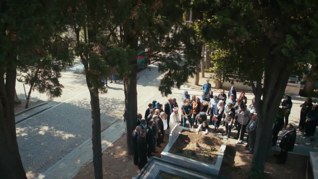 Кадры из сериала Не отпускай мою руку 1 серия 2 сезон (2018)
