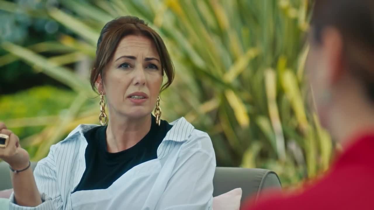 Кадры из сериала Не отпускай мою руку 8 серия 2 сезон (2018)