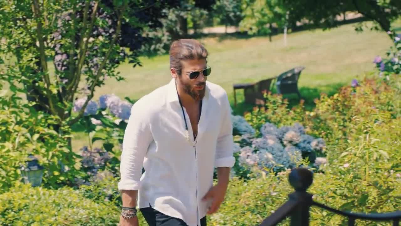 Кадры из сериала Ранняя пташка 16 серия 1 сезон (2018)