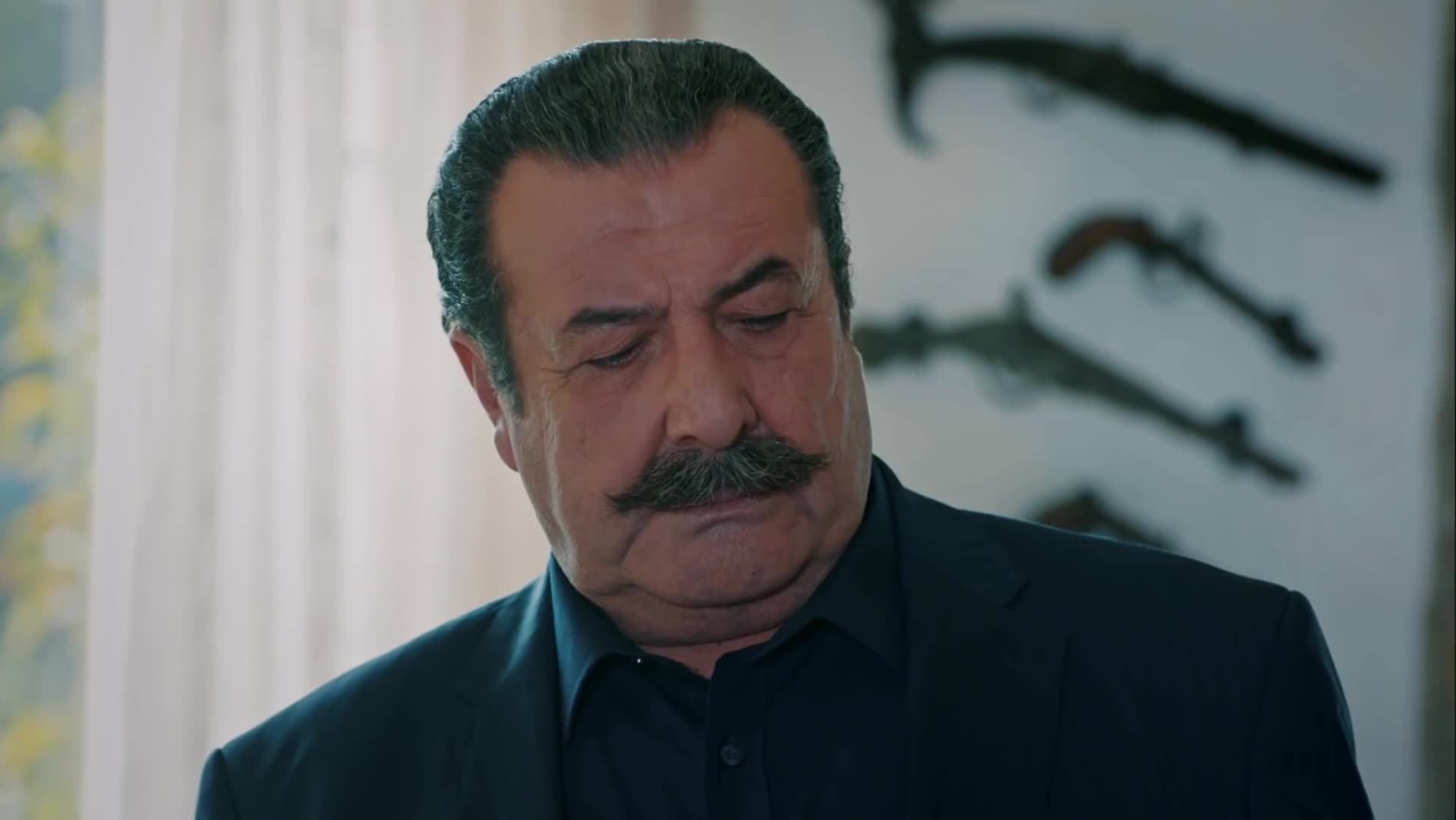 Кадры из сериала Буря внутри меня 5 серия 1 сезон (2017)