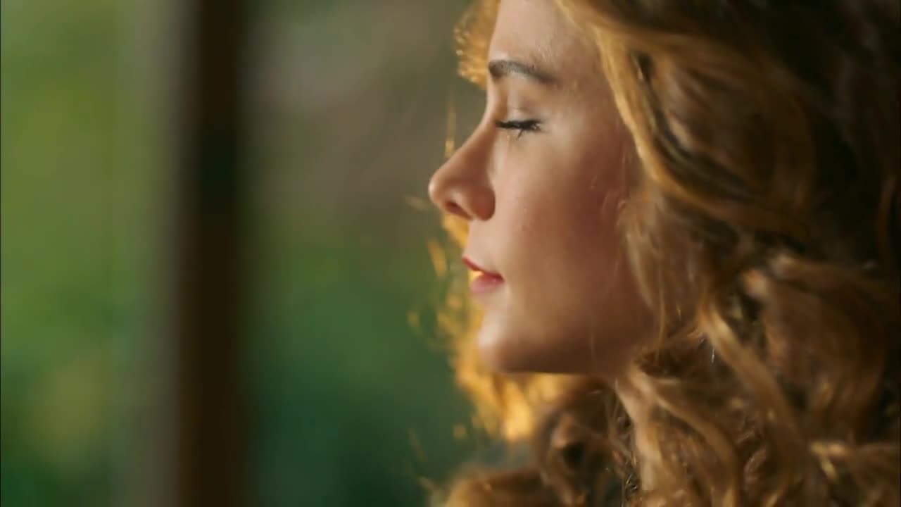 Кадры из сериала Пойраз Караел 5 серия 1 сезон (2015)