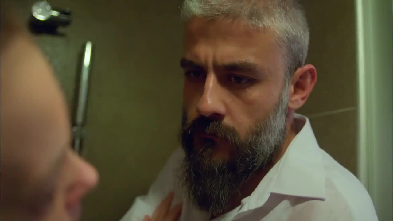 Кадры из сериала Пойраз Караел 18 серия 1 сезон (2015)
