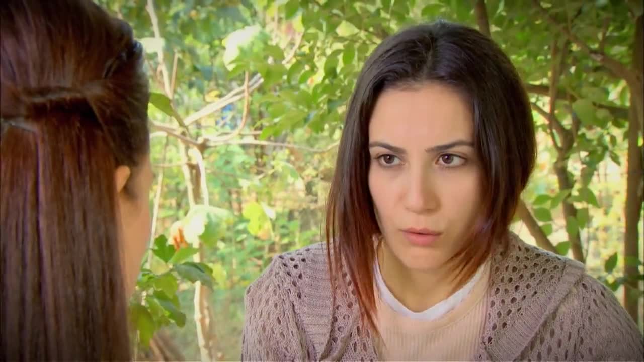 Кадры из сериала Маленькая невеста 11 серия 1 сезон (2013)
