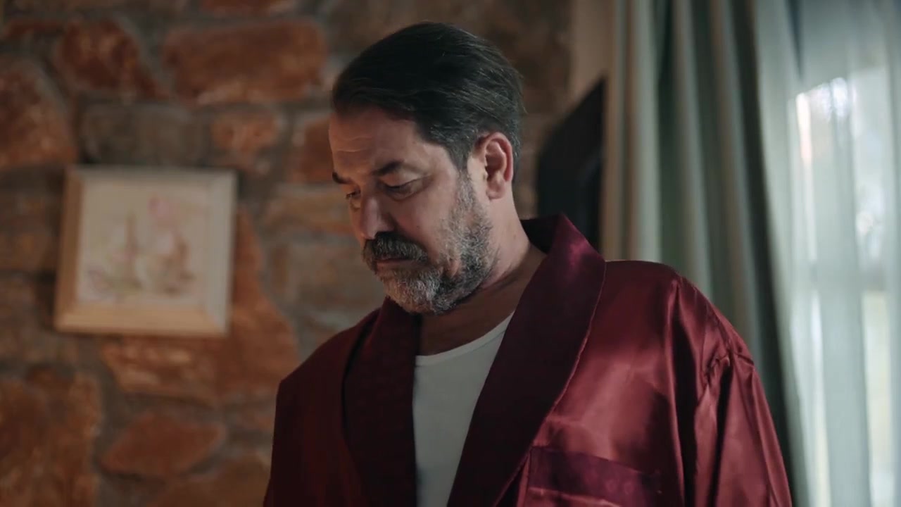 Кадры из сериала Чужая 1 серия 1 сезон (2021)