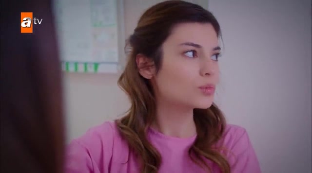 Кадры из сериала Богатые и бедные 3 серия 1 сезон (2019)
